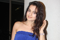 Amisha Patel Latest Hot Photos